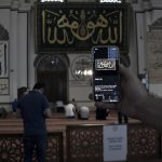 Bursa’nın simgesi Ulu Cami telefon uygulamasıyla rehbersiz gezilebiliyor